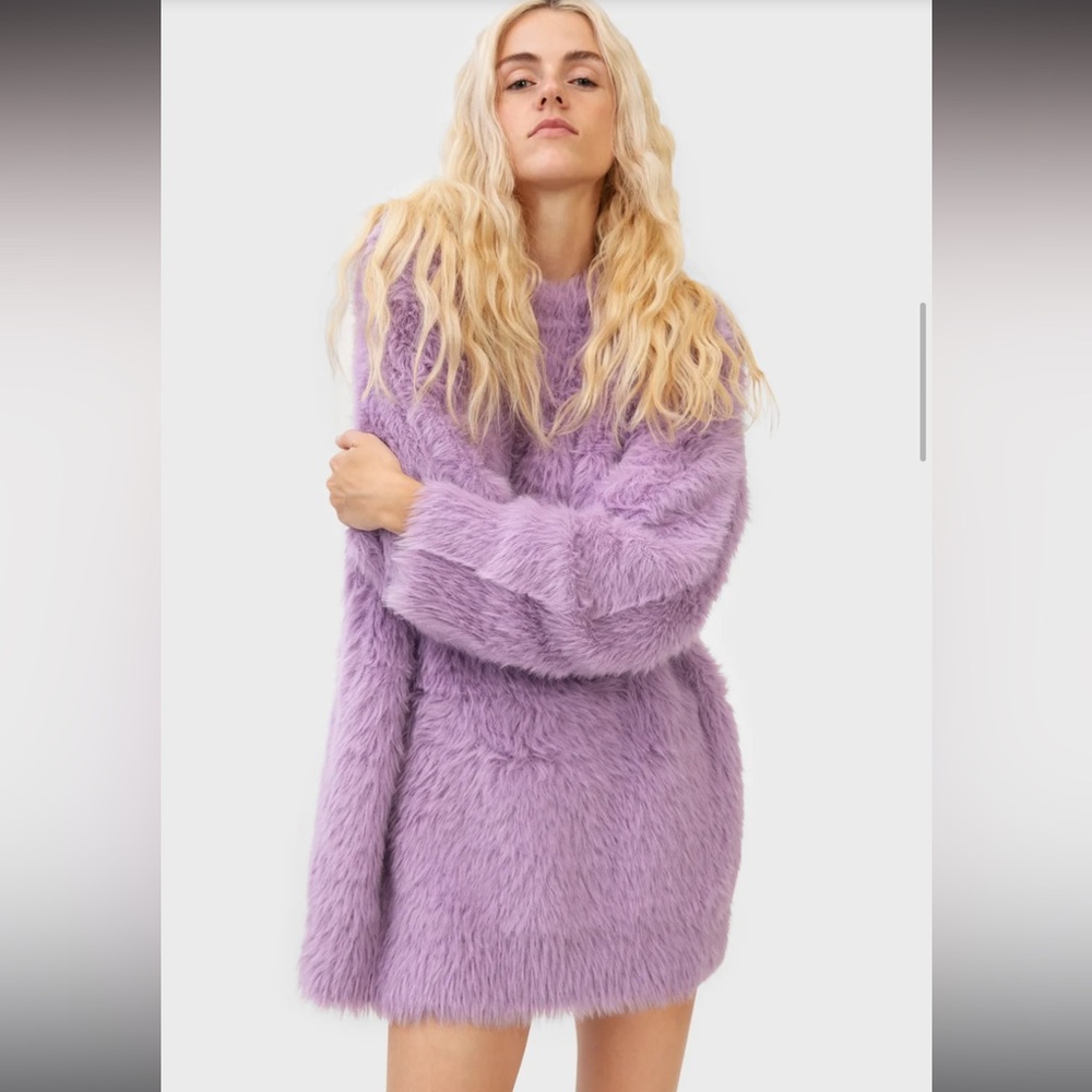 AKNVAS Manu Fuzzy Sweater